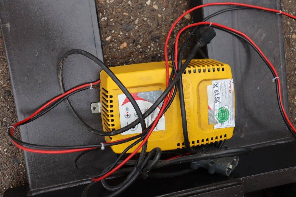 Stapelaar BT SWE200D Elektrisch 2000kg 2016