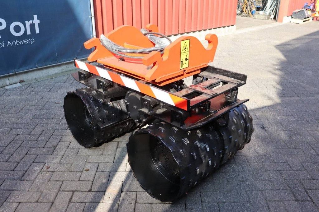 Verdichtingswals Engcontech CW30 Diesel