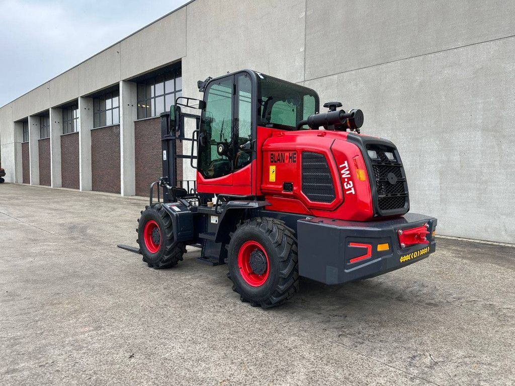 Rough Terrain Forklift Blanche TW-3T Diesel 3000kg 3m 2025 New