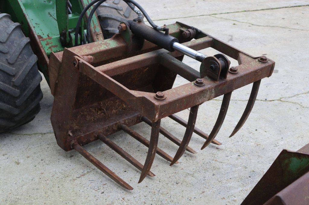 Kniklader Striegel 190 DYA Diesel 37pk 2005