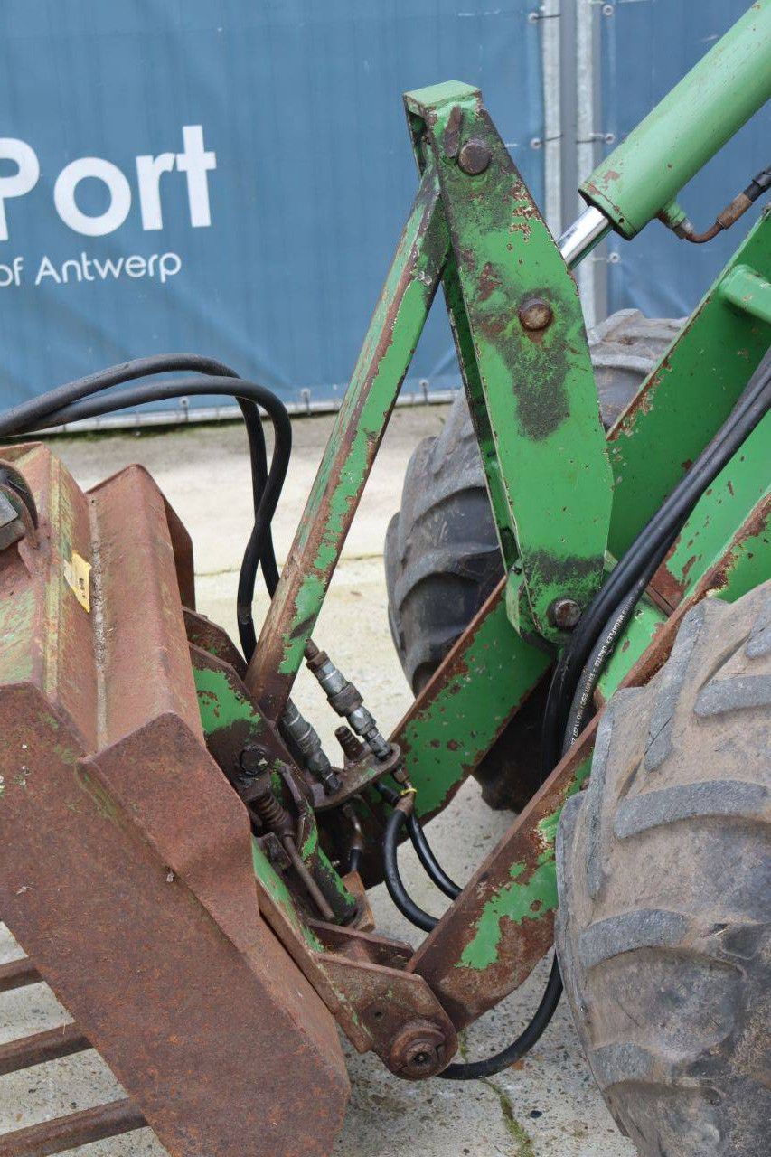 Kniklader Striegel 190 DYA Diesel 37pk 2005