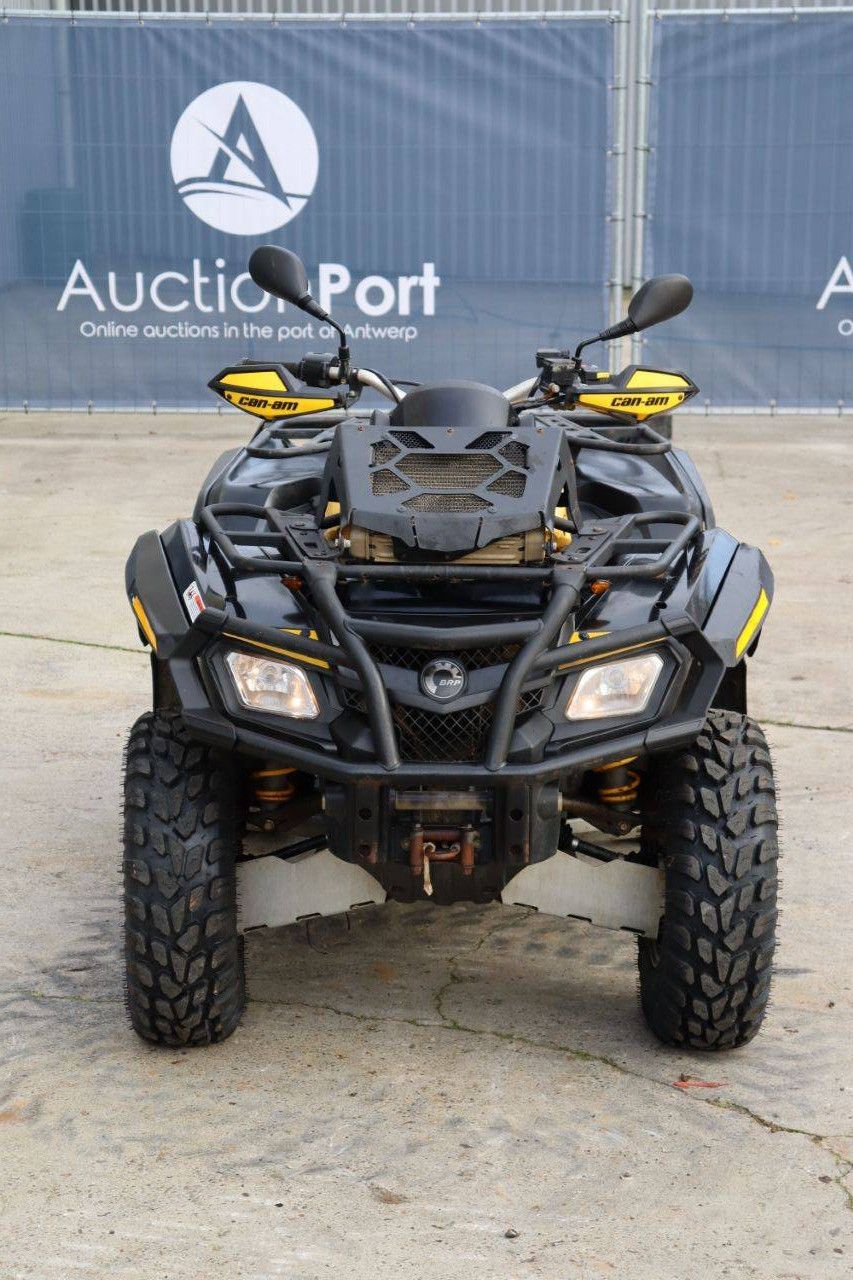 Quad Can-Am Outlander 800 Benzine 19pk 2011