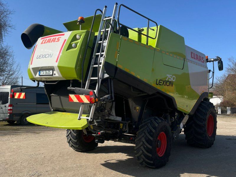Claas Lexion 750