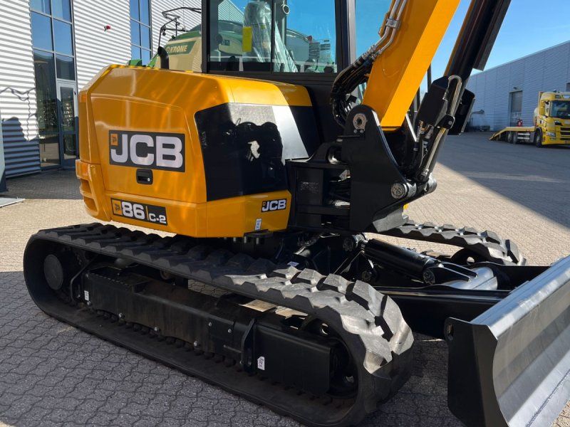 JCB 86C-2