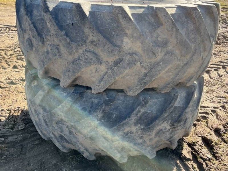 Pirelli 650/85-38 Tvillinghjul