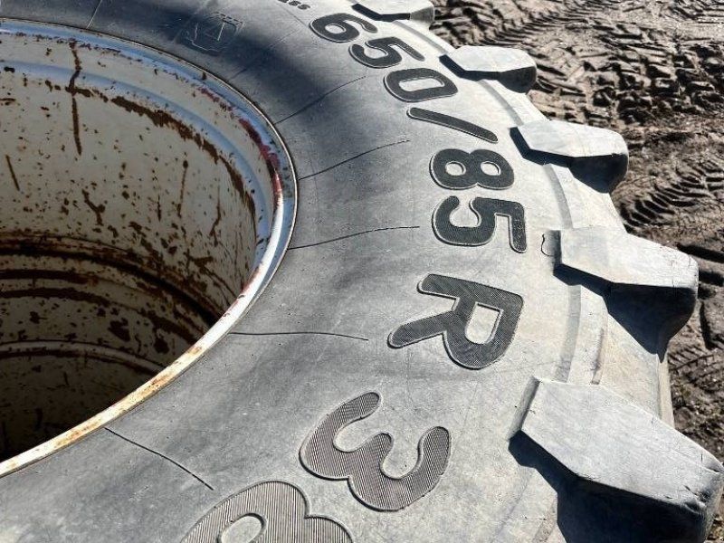 Pirelli 650/85-38 Tvillinghjul
