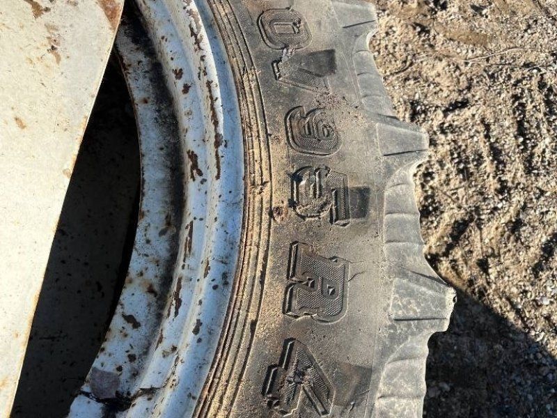 Alliance 300/95-46 & 270/95-32