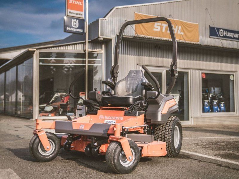 Husqvarna Zero Turn Z448