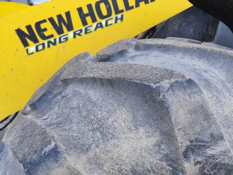 New Holland W130D
