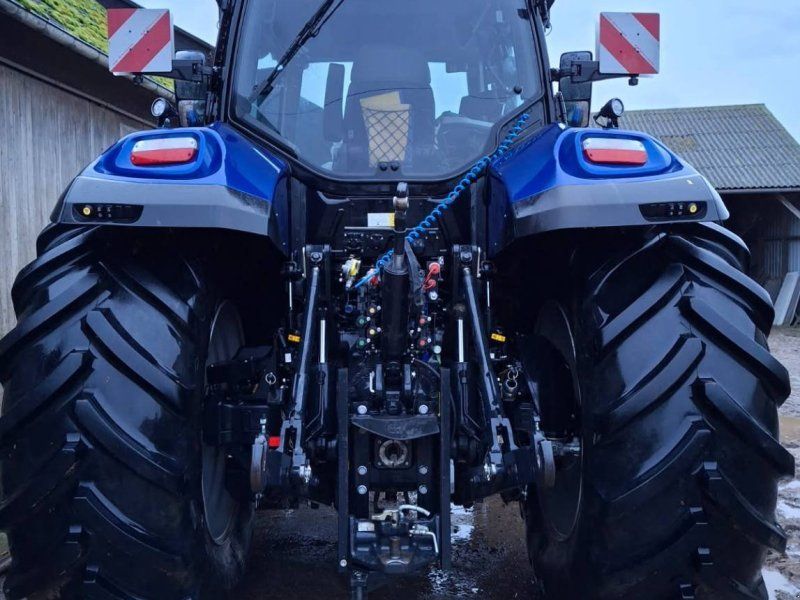 New Holland T7 300 AC PLM