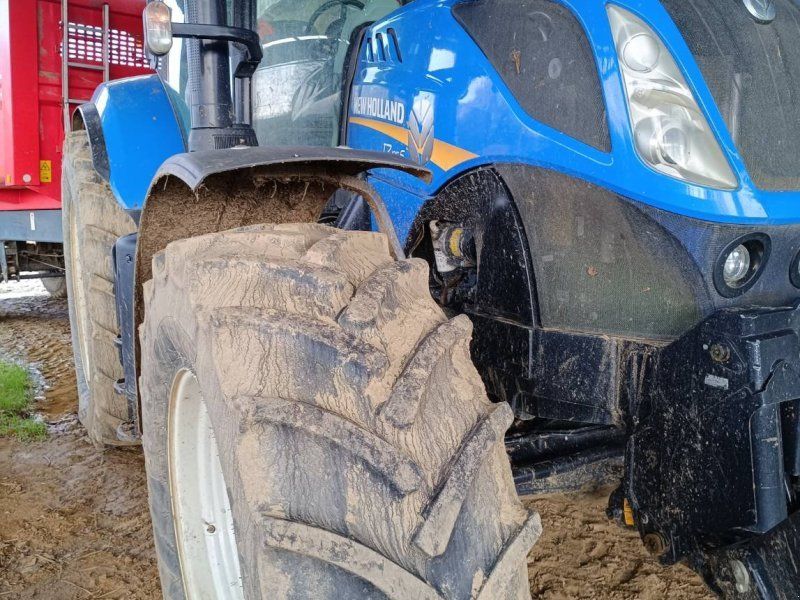 New Holland T7 195S