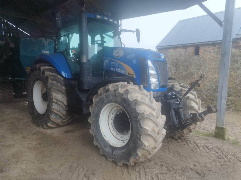 New Holland T8030