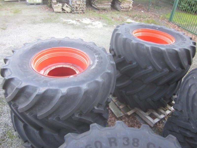 Mitas 4 Kompletträder 900/60R38, XERION 4000