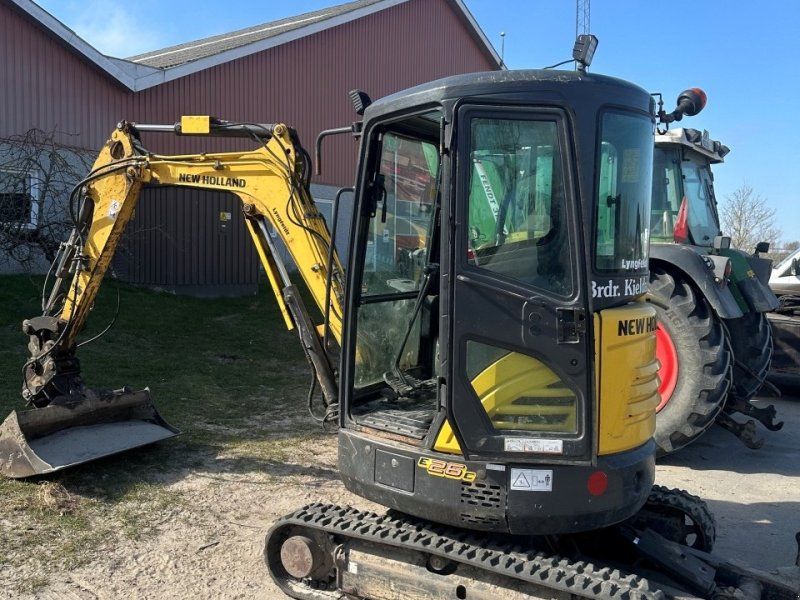 New Holland E26C Minigraver