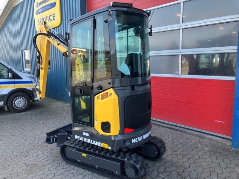New Holland E19D minigraver