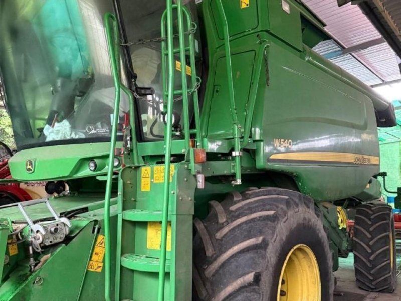 John Deere W540
