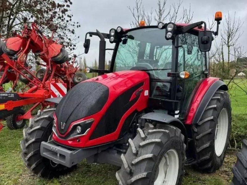 Valtra a85