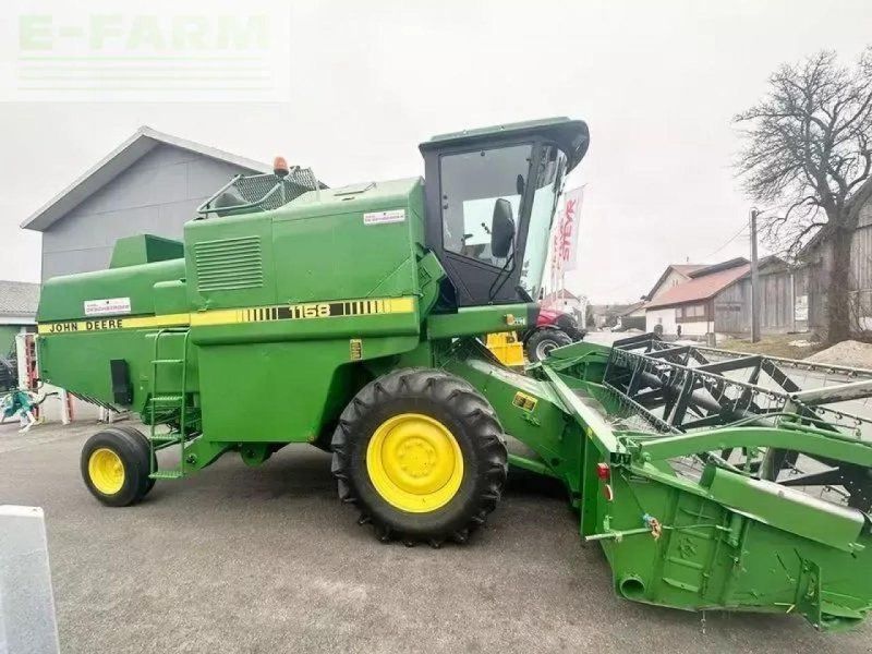 John Deere 1158