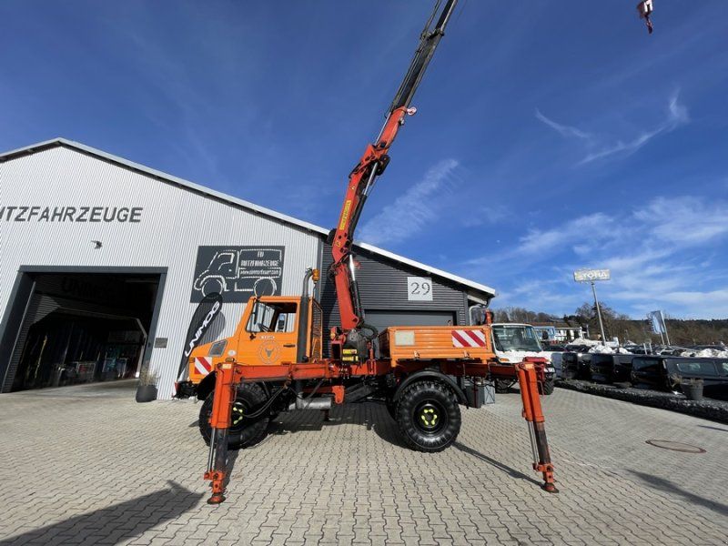 Mercedes-Benz Unimog mit großen Kran , incl. Kranseilwinde, Ideal für Zimmerei