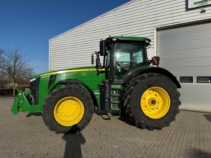 John Deere 8370R