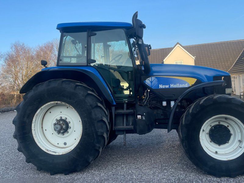 New Holland TM190