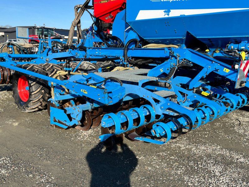 Lemken COMPACT-SOLITAIR 9/600 KHD Combi