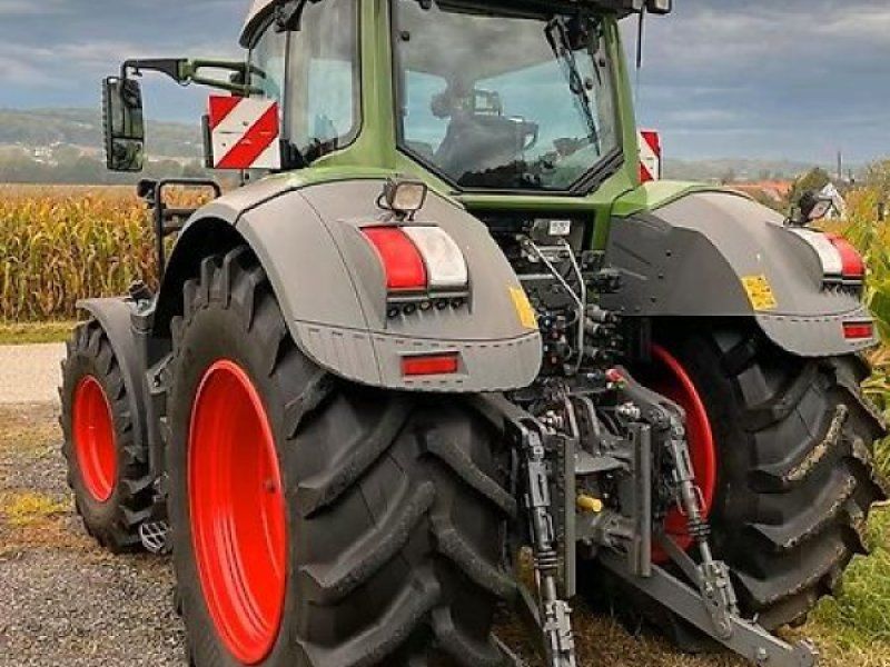 Fendt 828 Vario S4 ProfiPlus