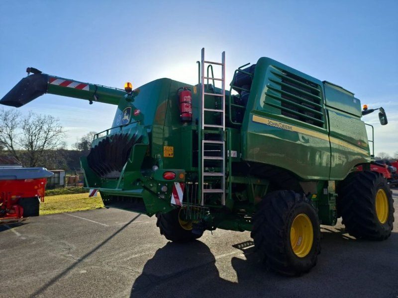 John Deere T660I