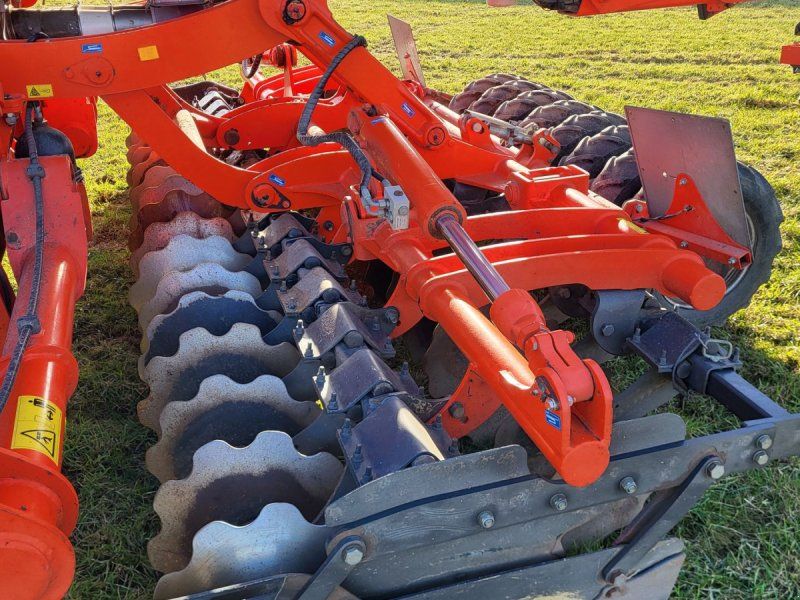 Kuhn Speedliner 4000 Gødningsplacering / Frøudstyr