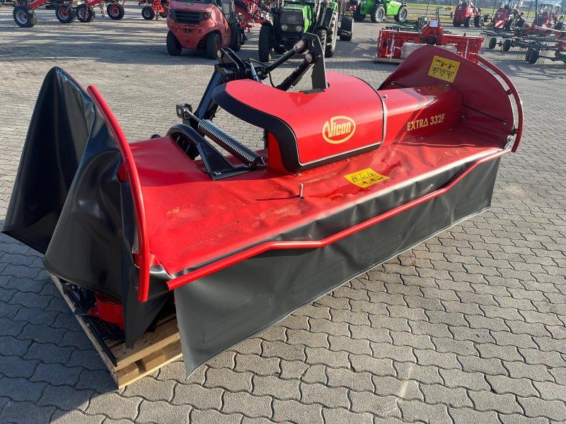 Vicon Extra 332 F