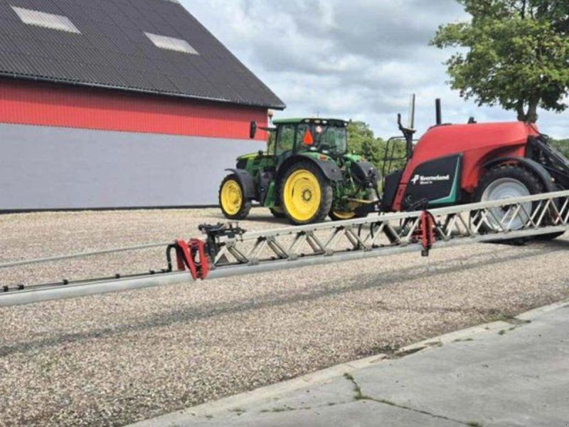 Kverneland iXtrack T4 30 m.  Ny pris skal sælges nu, pga. bortforpagtning