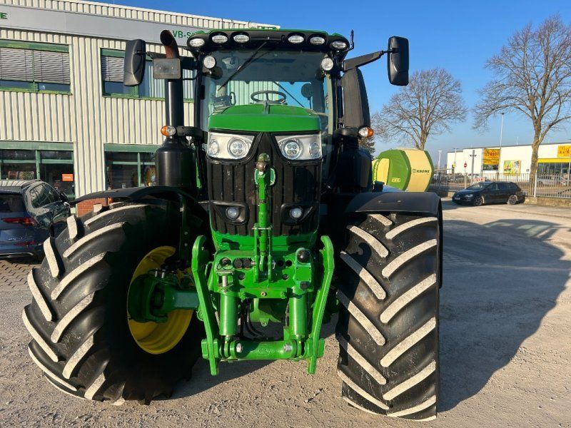 John Deere 6250R
