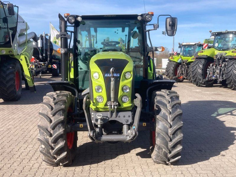 Claas Arion 420