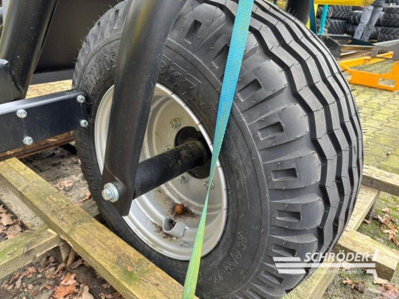 Kemper KOMFORTZUSATZFAHRWERK 400F STALKBUSTER