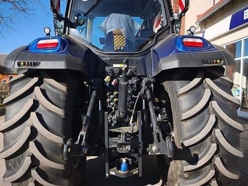 New Holland T7.300 PLMi Blue Power