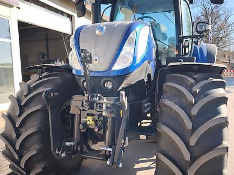 New Holland T7.300 PLMi Blue Power