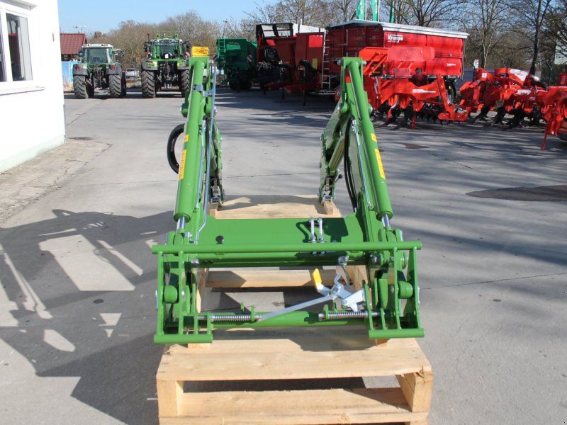 Fendt Cargo 4 x 75