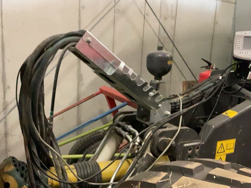 Claas Quadrant 5200 FC