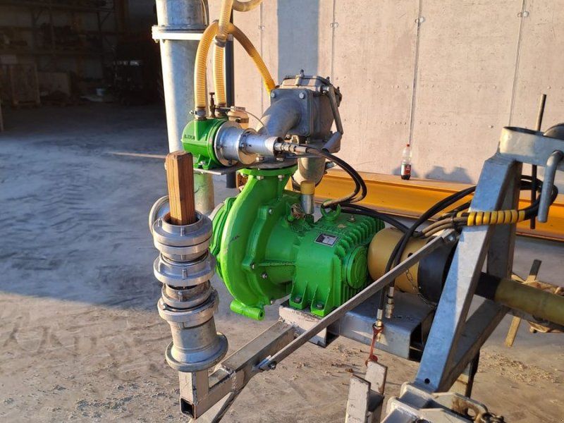 Bauer Gülleverschlauchungsanlage