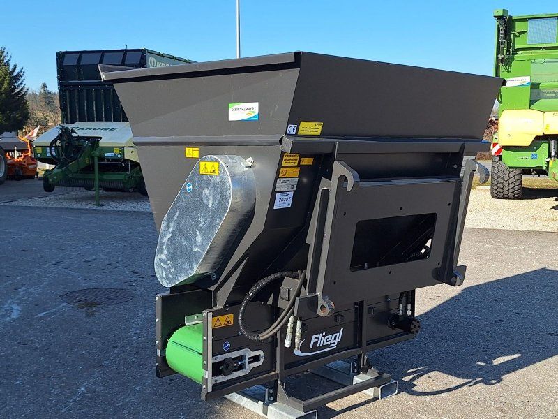 Fliegl AgroCenter Einstreuschel 175