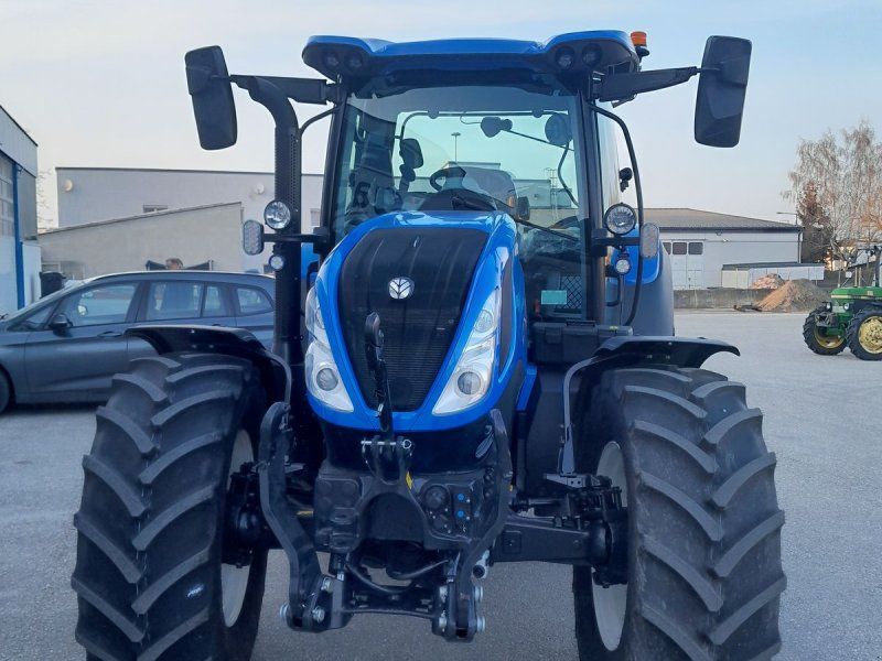 New Holland T5.110 Auto Command (Stage V)