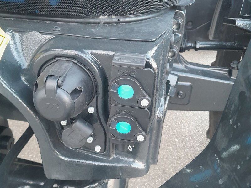 New Holland T5.110 Auto Command (Stage V)