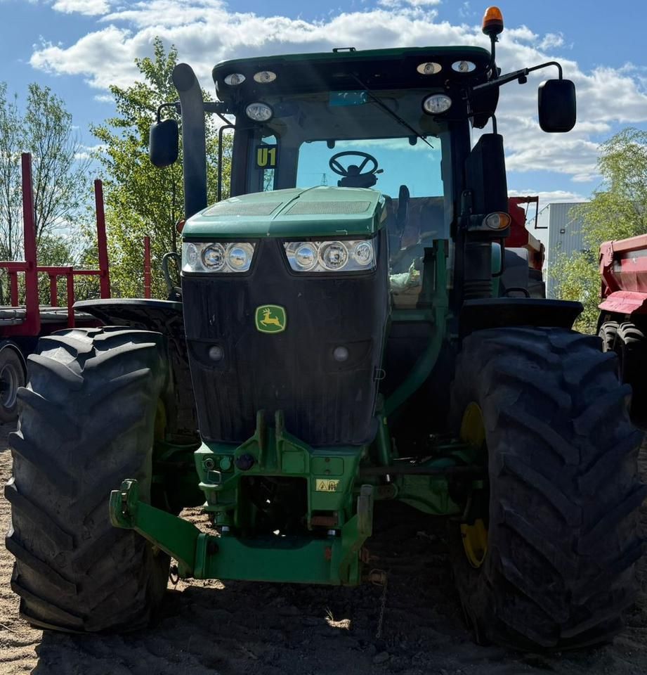 John Deere 7230R