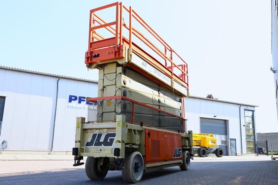 JLG SL245-12 Diesel, 4x4x4 Drive, 26.5m Working Height