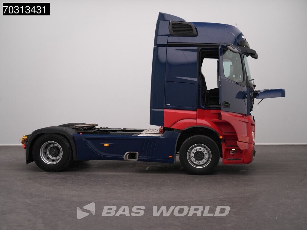 Mercedes Actros 1846 4X2 Bigspace Retarder Mirrorcam Navi
