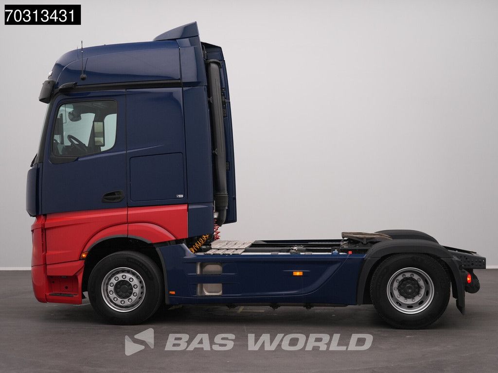 Mercedes Actros 1846 4X2 Bigspace Retarder Mirrorcam Navi