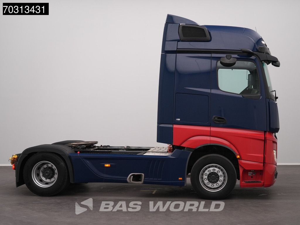 Mercedes Actros 1846 4X2 Bigspace Retarder Mirrorcam Navi
