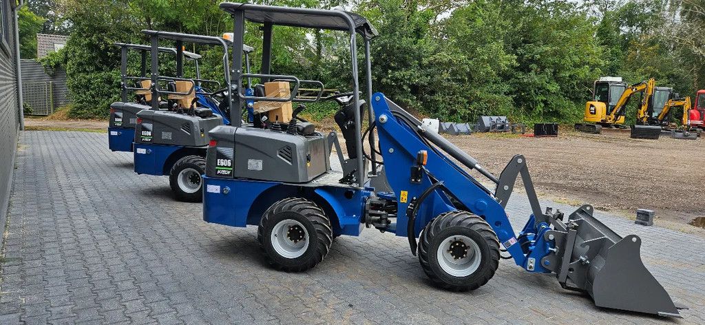 Wolf E WOLF 606 electro shovel.