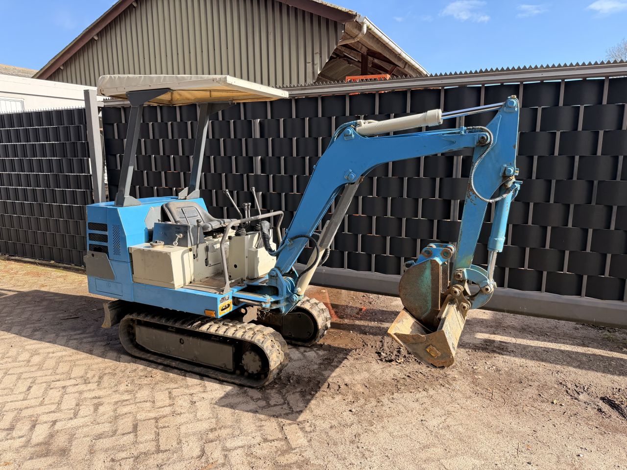 Ihi graafmachine eerste eigenaar kubota hitachi yanmar bobcat