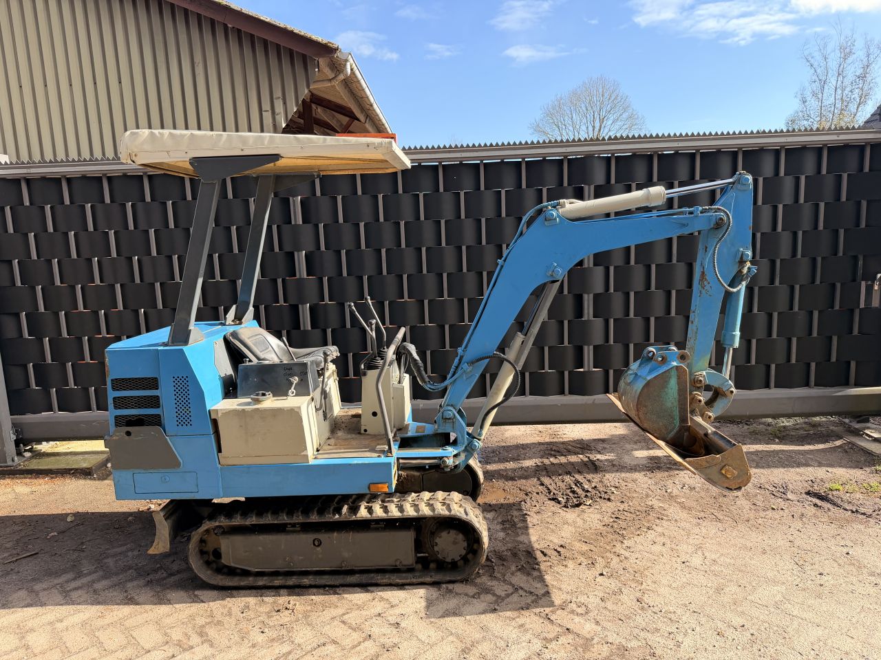 Ihi graafmachine eerste eigenaar kubota hitachi yanmar bobcat